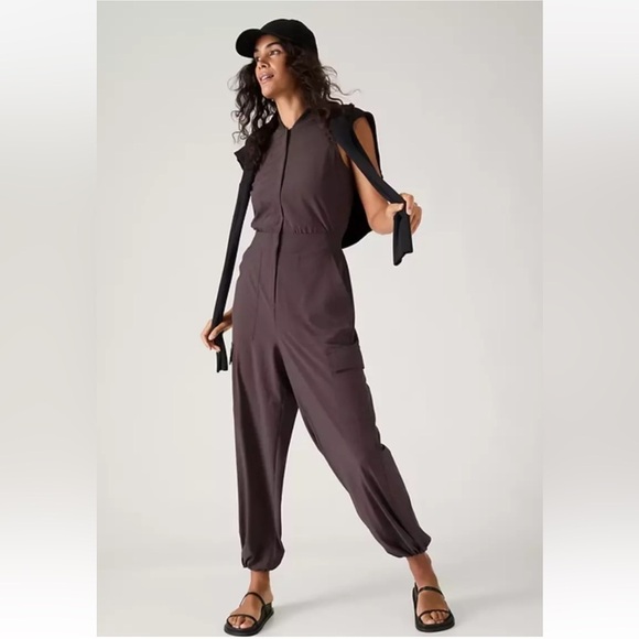 New Athleta 12 Brooklyn Utility Jumpsuit Shale Size 2 - Picture 7 of 12